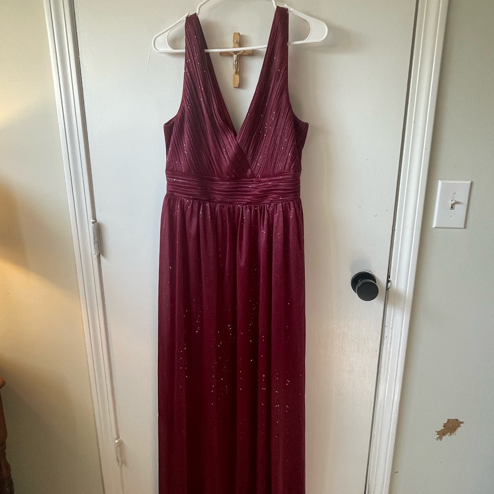 Ever Pretty Burgundy Maxi Dress with Sparkle